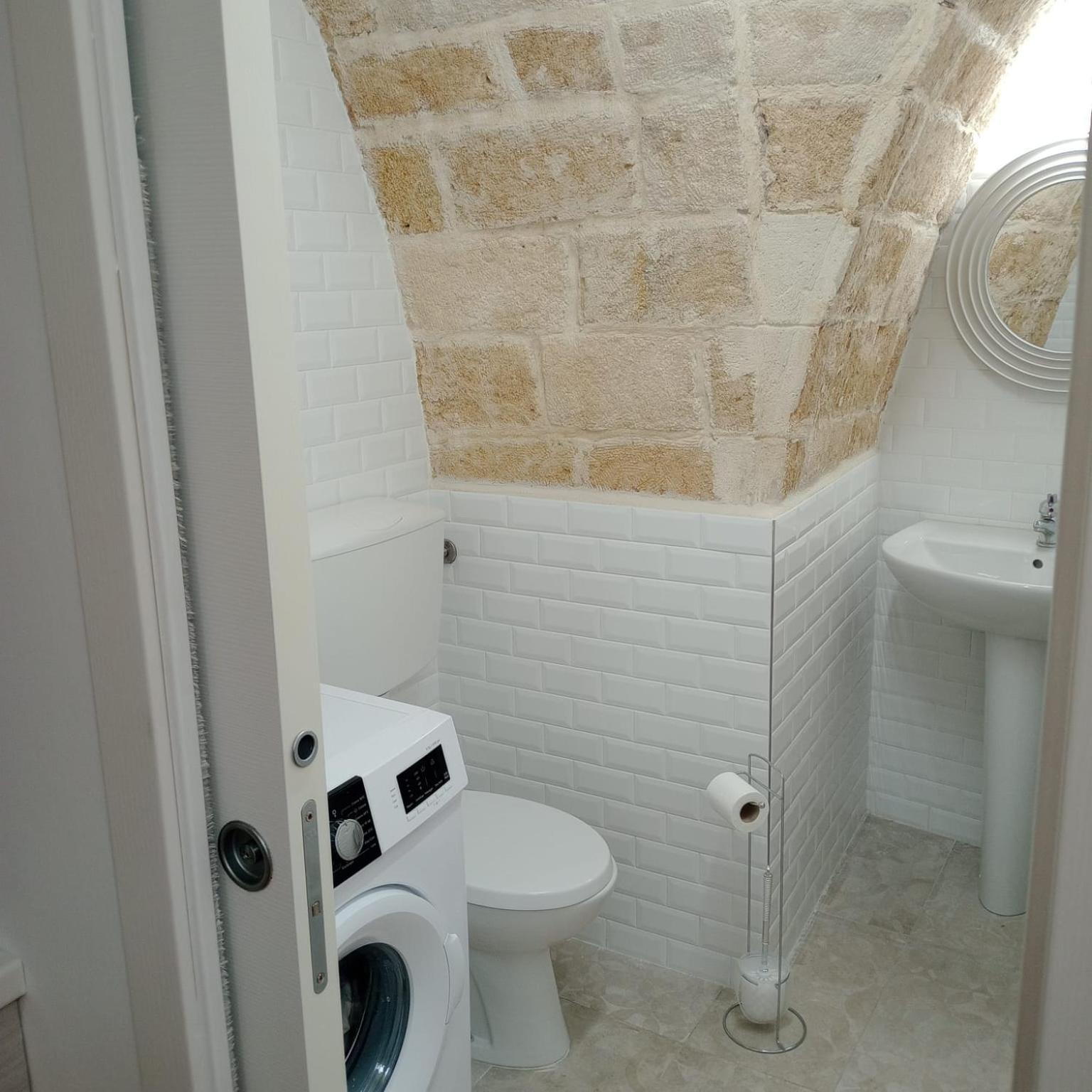 Casa Vacanza Nel Cuore Della Pietra Barletta Exteriér fotografie