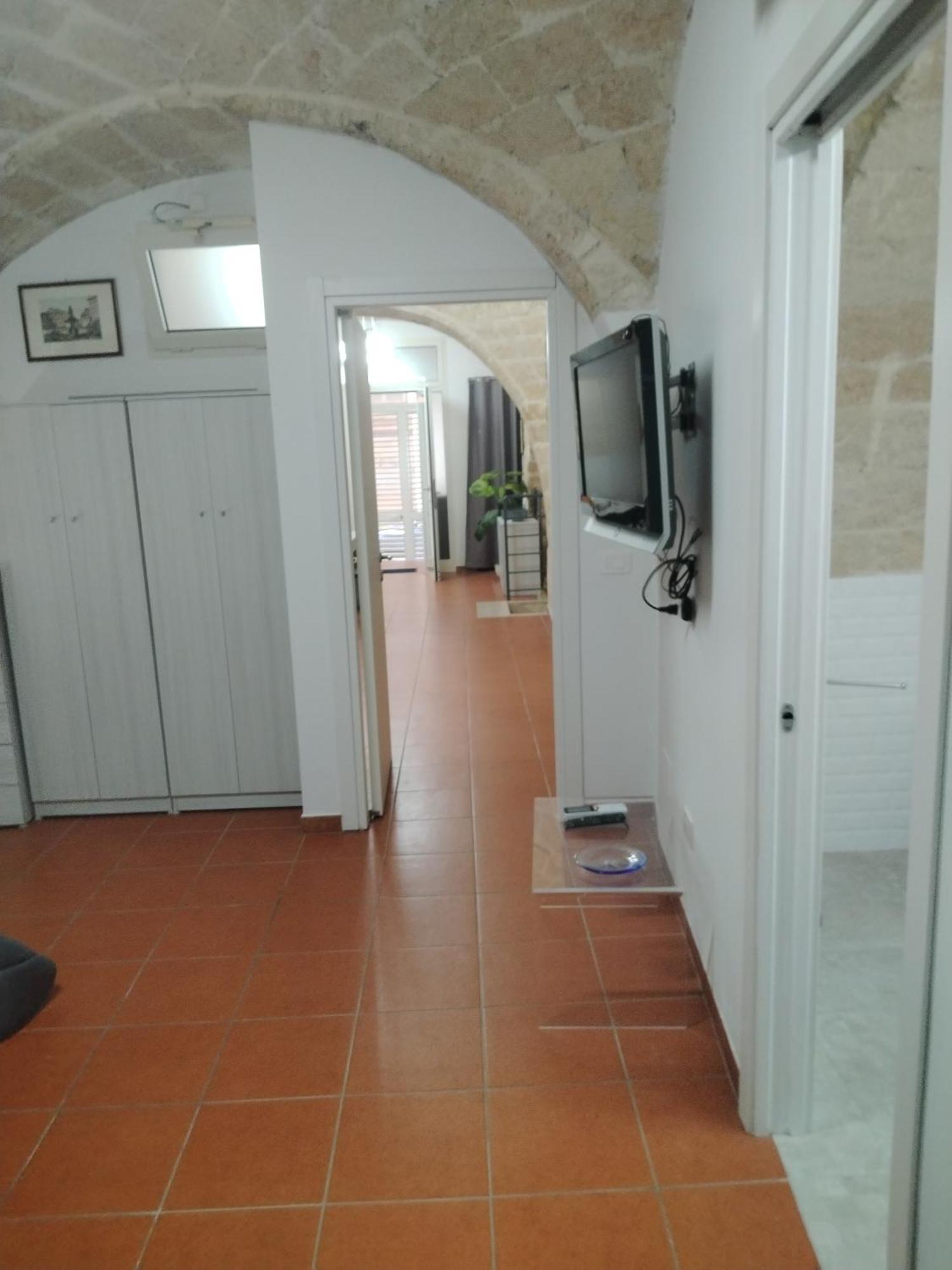 Casa Vacanza Nel Cuore Della Pietra Barletta Exteriér fotografie
